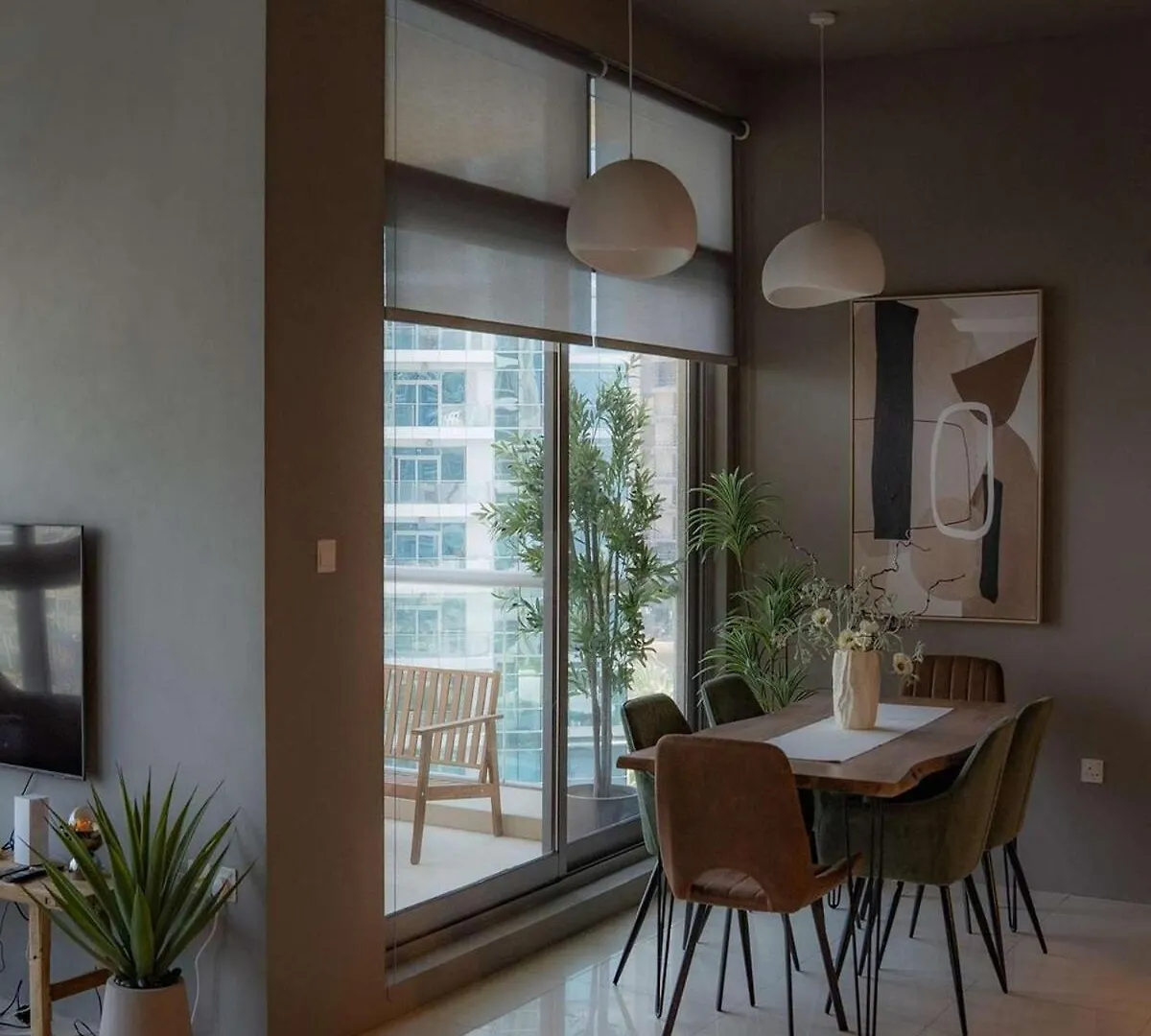 Spacious 2-Bedroom Marina View Apartment With Gym 두바이