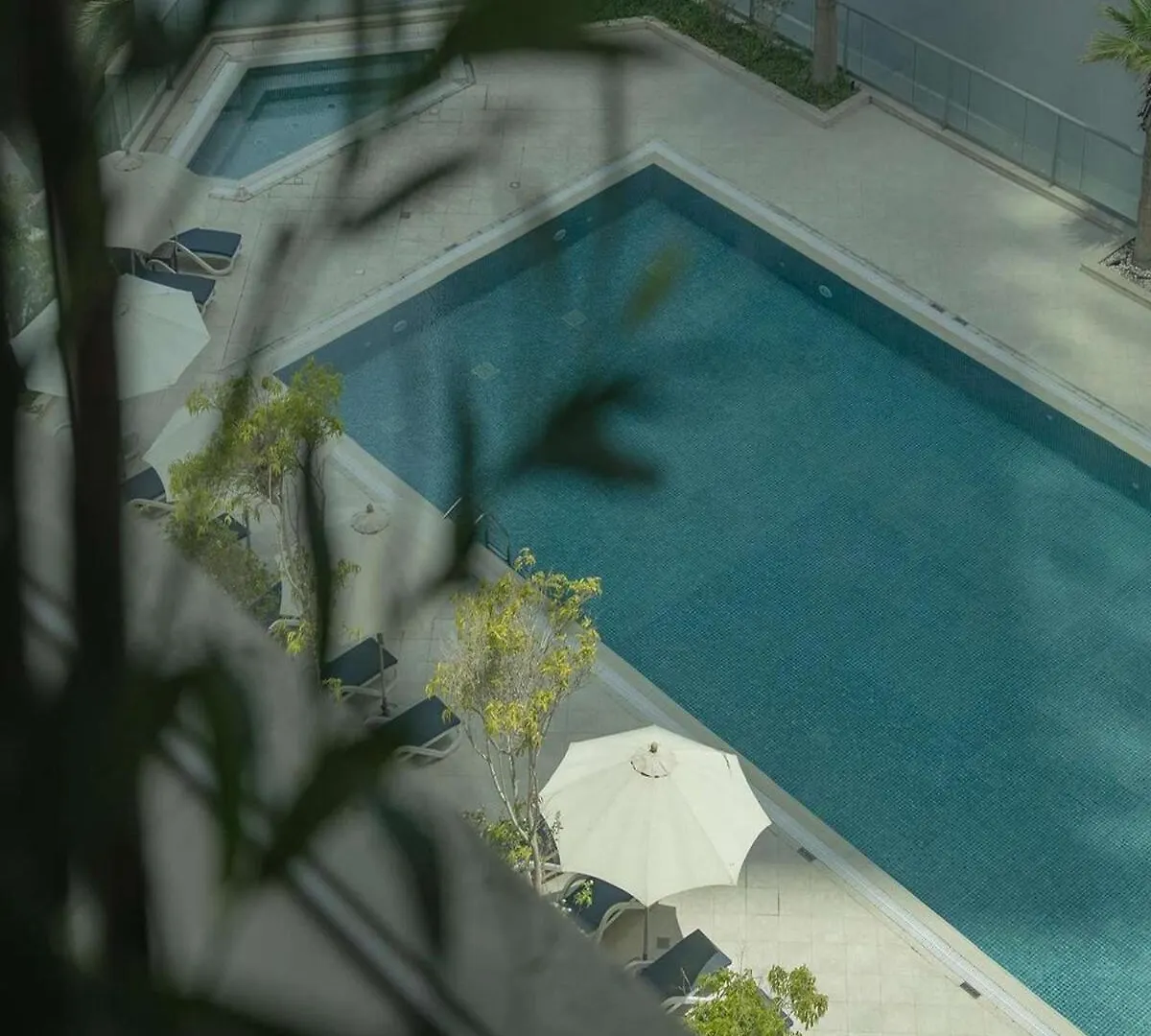 Spacious 2-Bedroom Marina View Apartment With Gym Dubai 0*,
